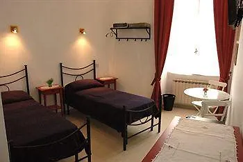 Babuino 127 Rooms Rome Guest house