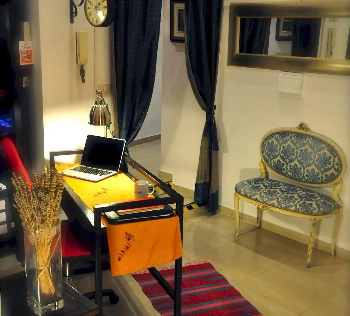 Babuino 127 Rooms Rom Pensionat
