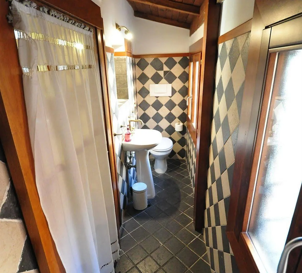 Babuino 127 Rooms Rome 2*,